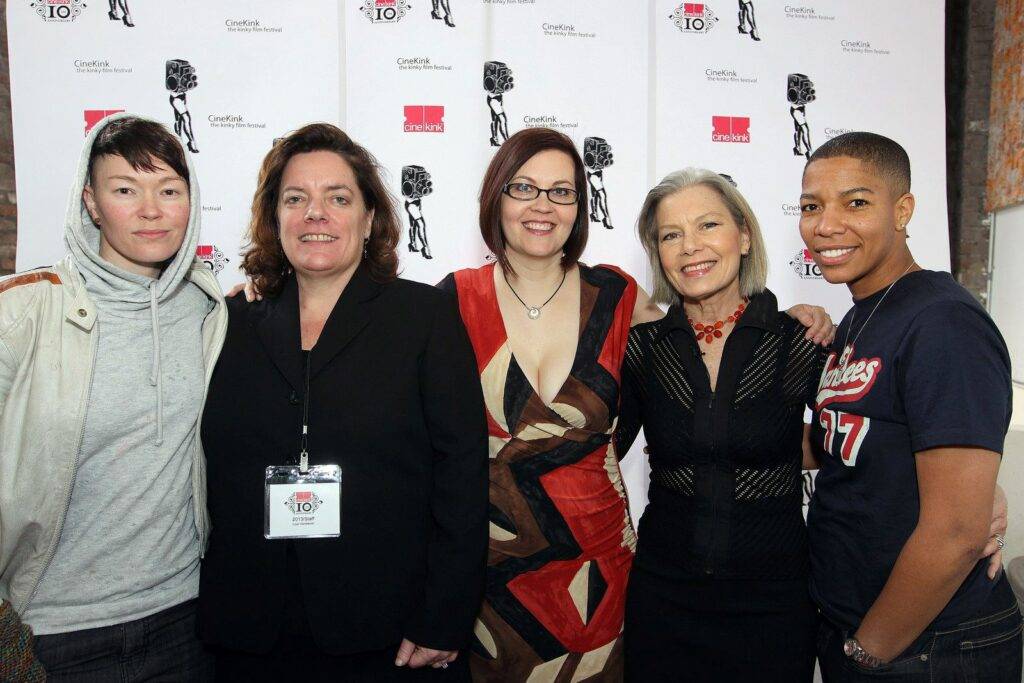 Gruppenfoto von Jiz Lee, CineKink Regisseurin Lisa Vandever, Tristan Taormino, Candida Royalle, und Nenna Joiner
